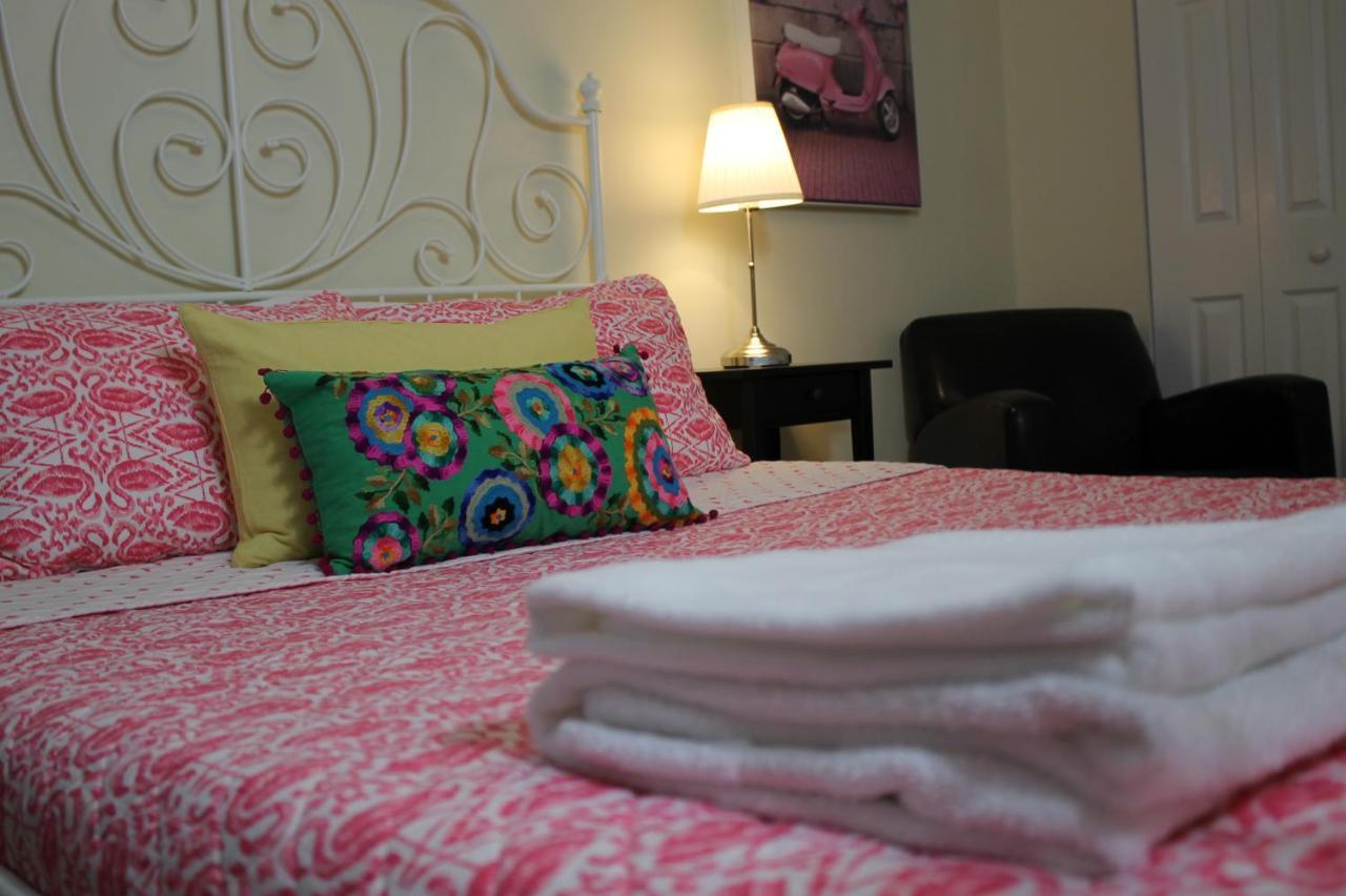 Sweet Suites In Apartment Montreal