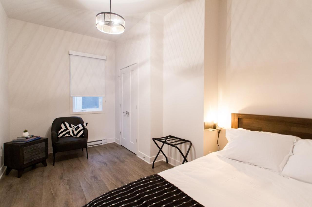 Huge 2 Bdr With Balcony In Mile End By Den * Montreal