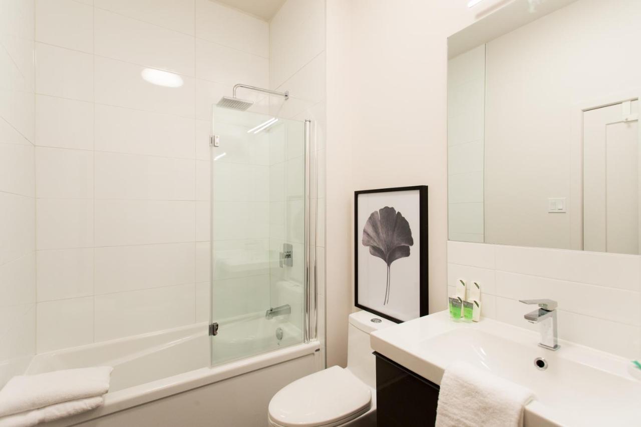 Huge 2 Bdr With Balcony In Mile End By Den Apartment