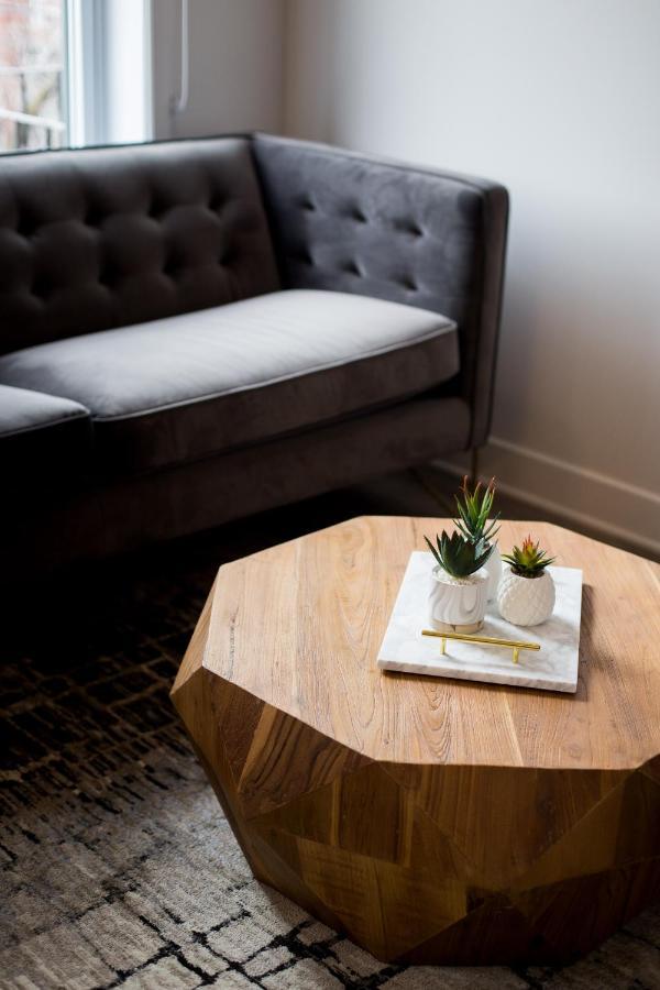 Light Filled 2 Bdr Unit In Mile End By Den Apartment