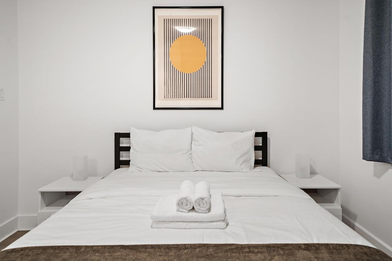 Apartment Frontenac By Restavio