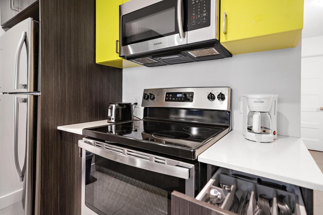 Frontenac By Restavio Apartment *