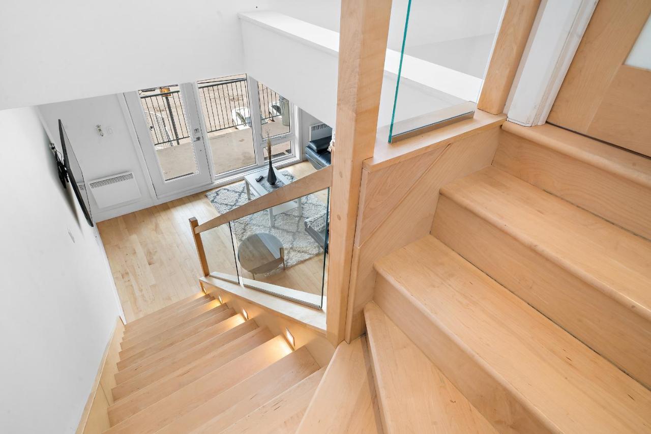 Frontenac By Restavio Apartment