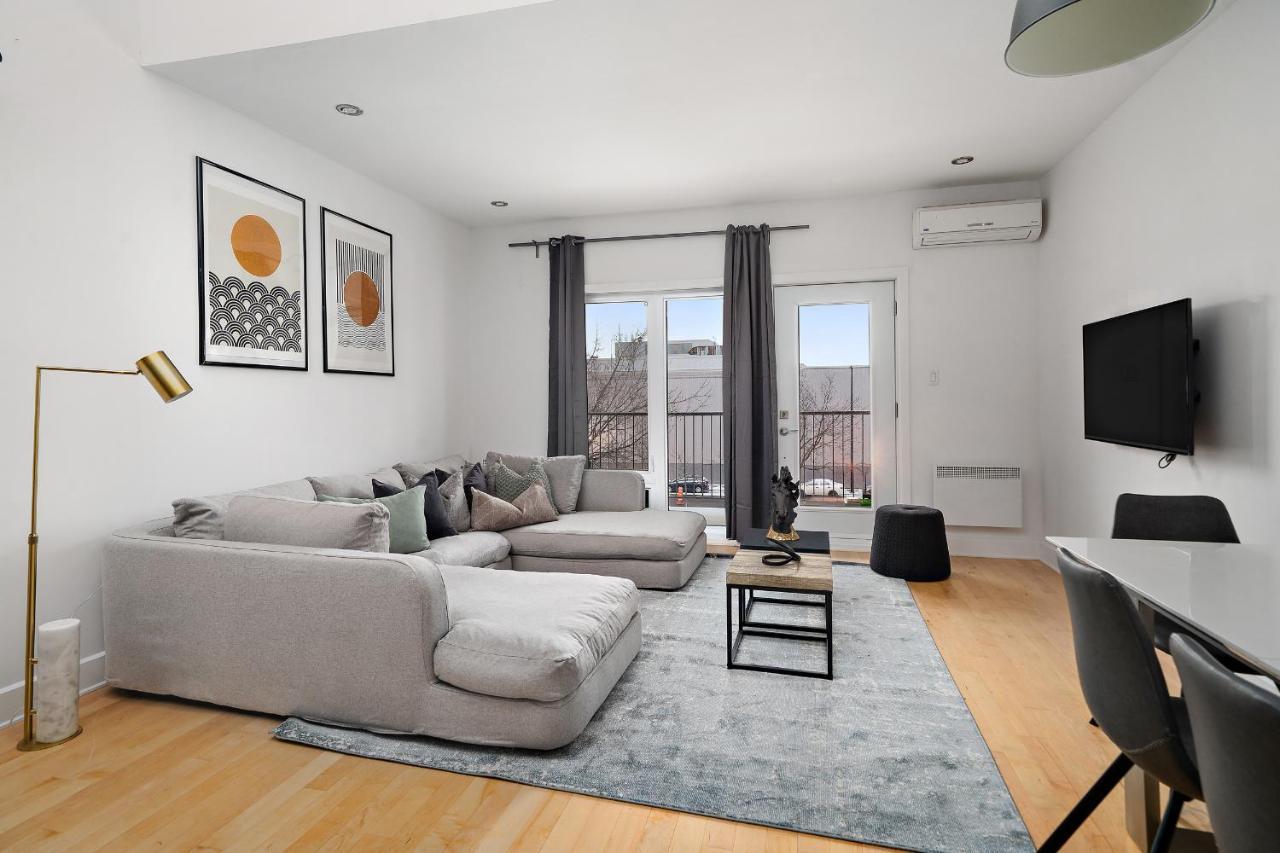 Apartment Frontenac By Restavio