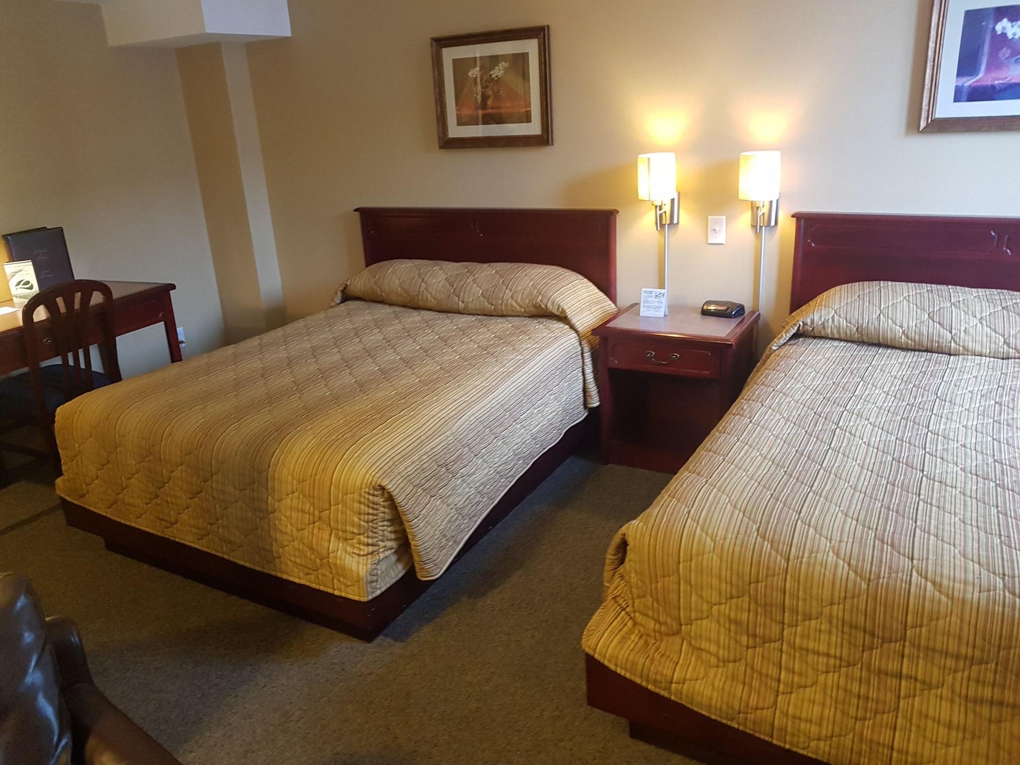 Les Labelle 3* Montreal