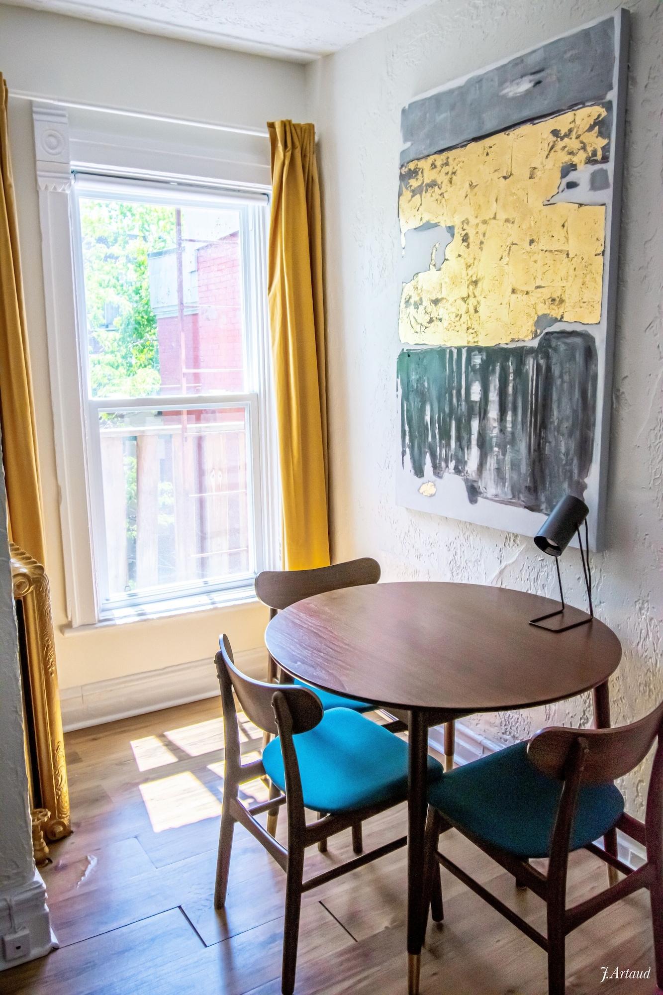 Auberge Du Plateau Hostel *