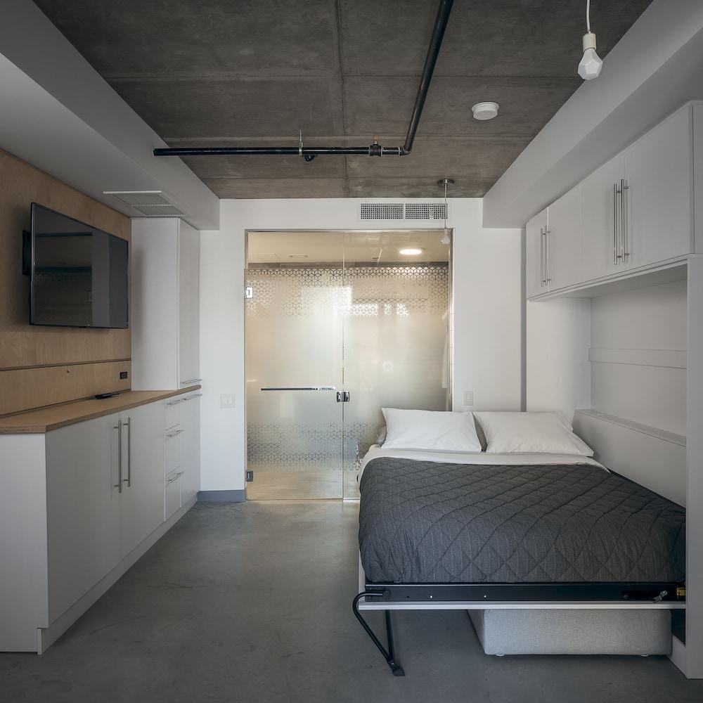 Boxotel Montreal