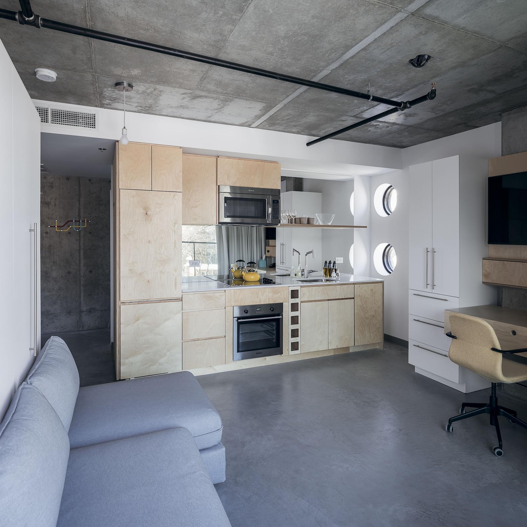 Boxotel Aparthotel 4*