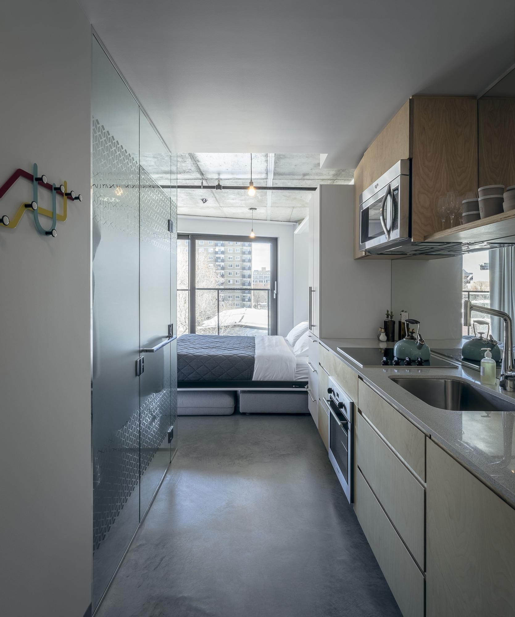 Boxotel 4* Montreal