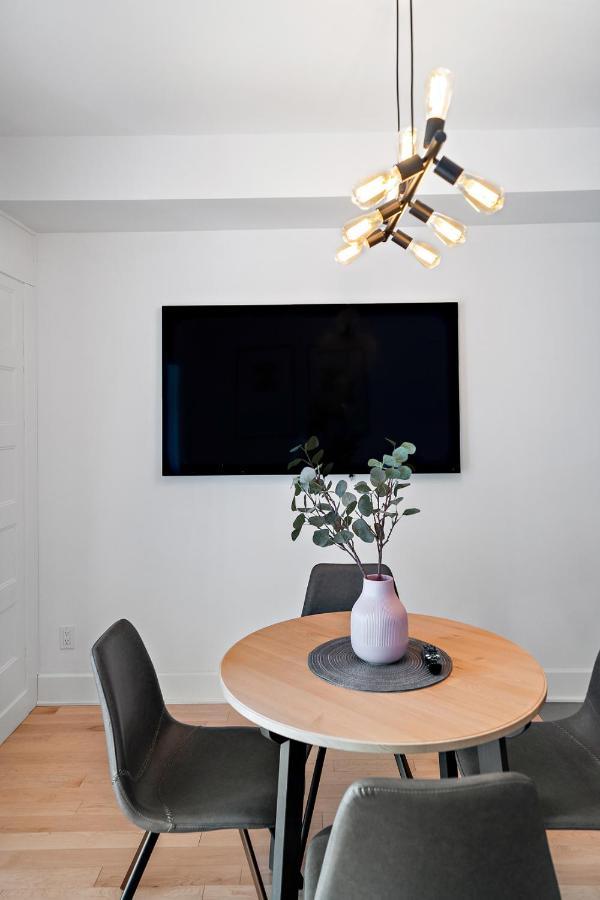 Frontenac By Restavio Apartment *