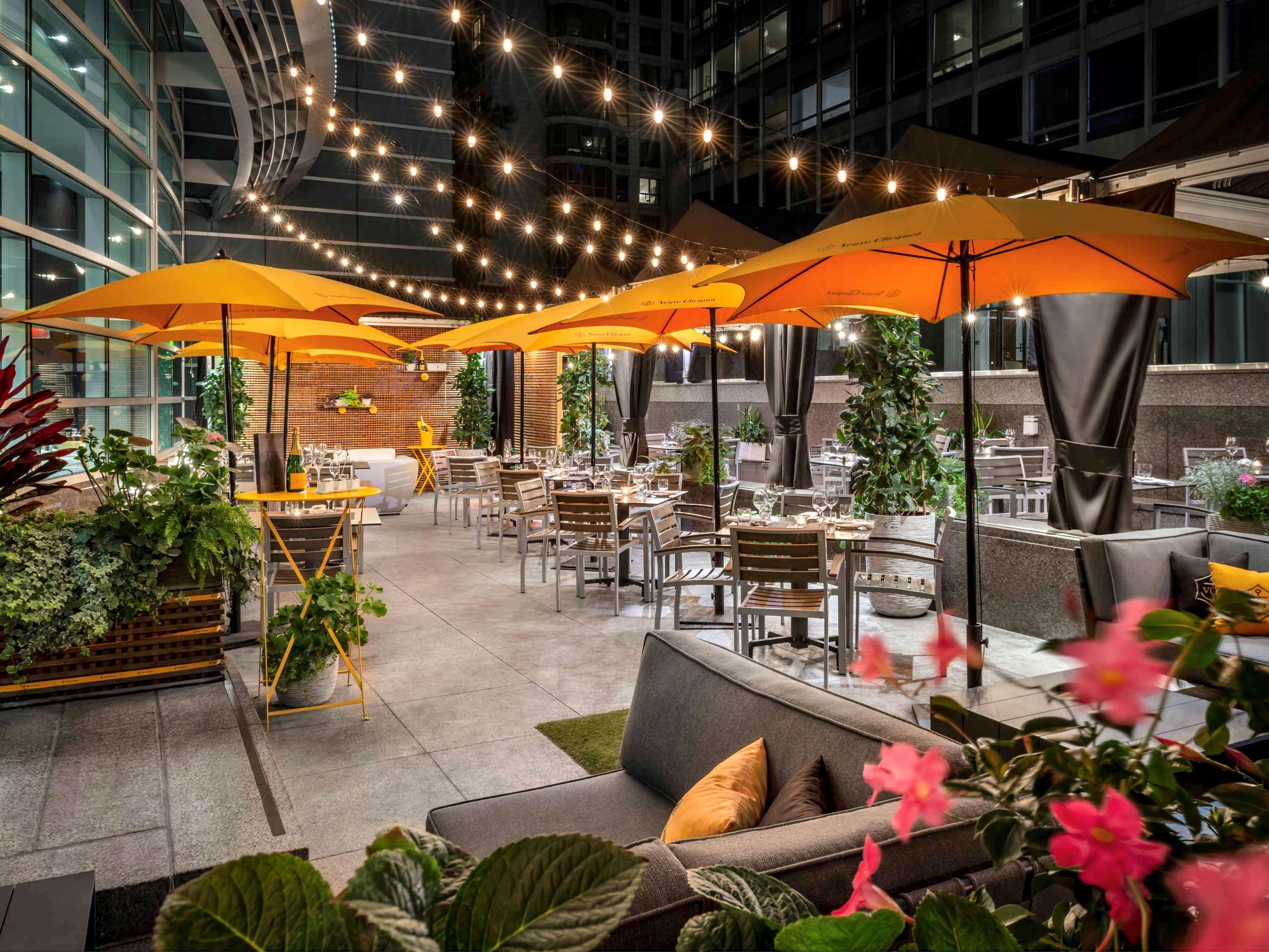 Sofitel Golden Mile 5*