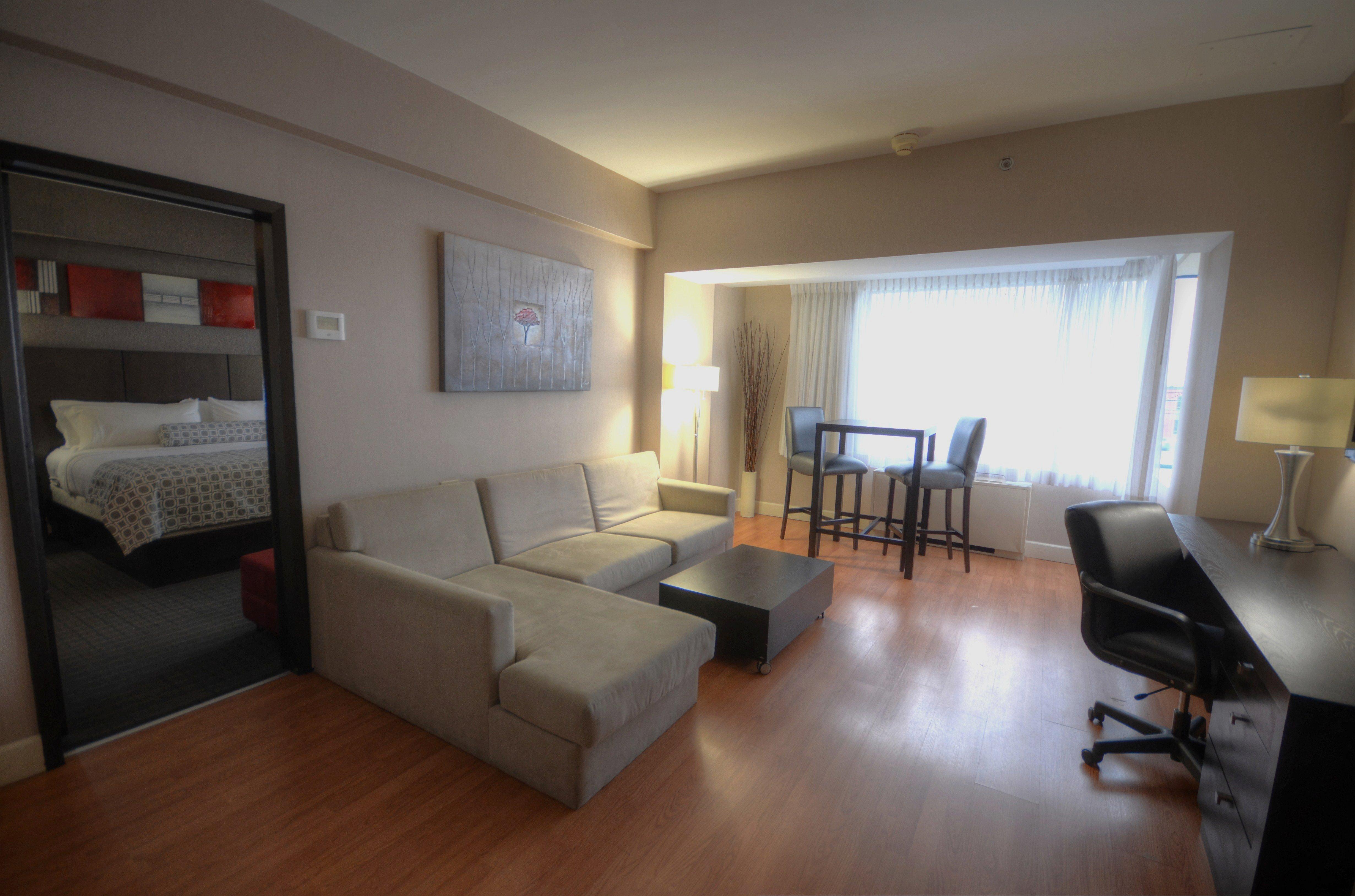 Armon Plaza Airpt, Trademark Collection By Wyndham Hotel Montreal