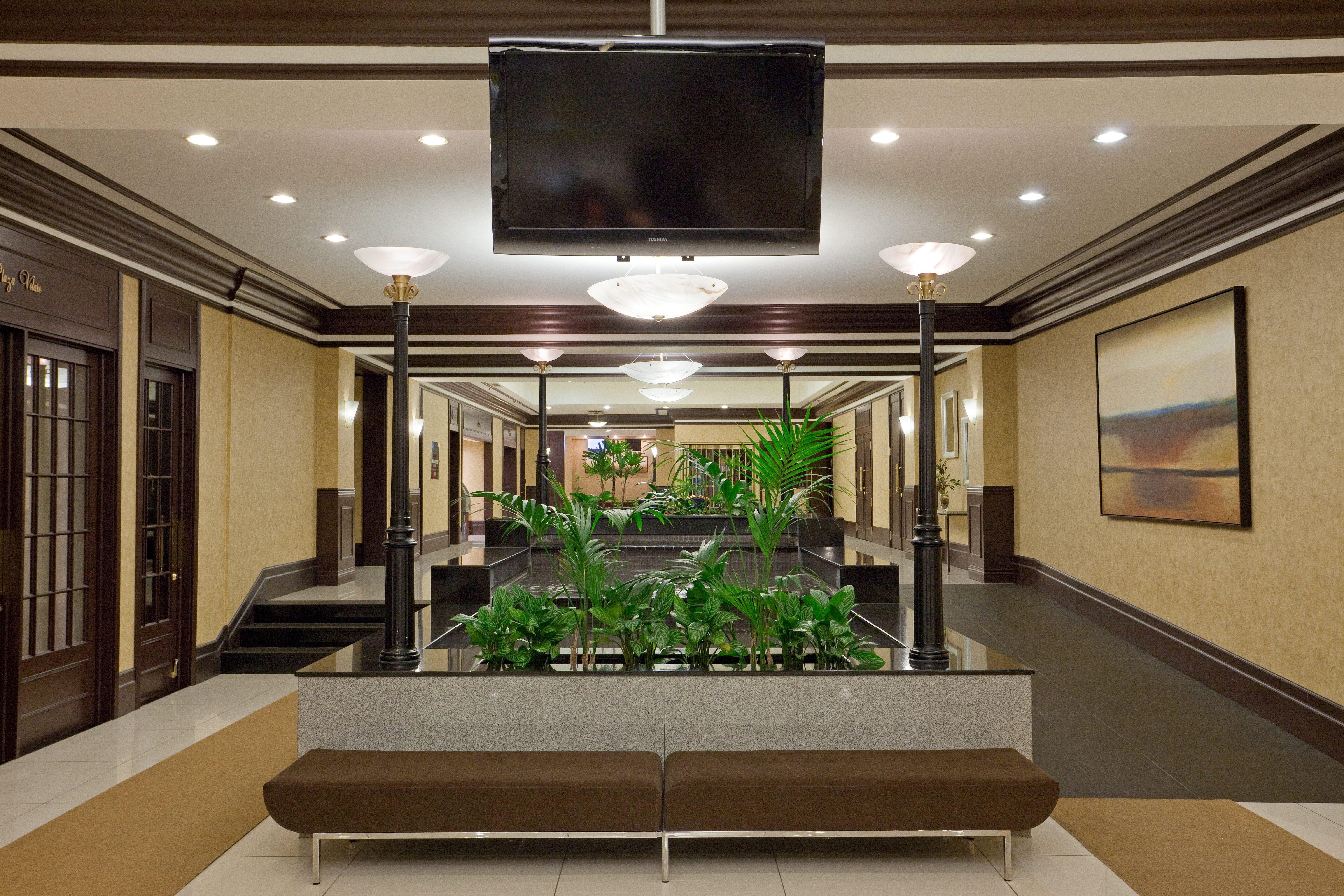Armon Plaza Airpt, Trademark Collection By Wyndham