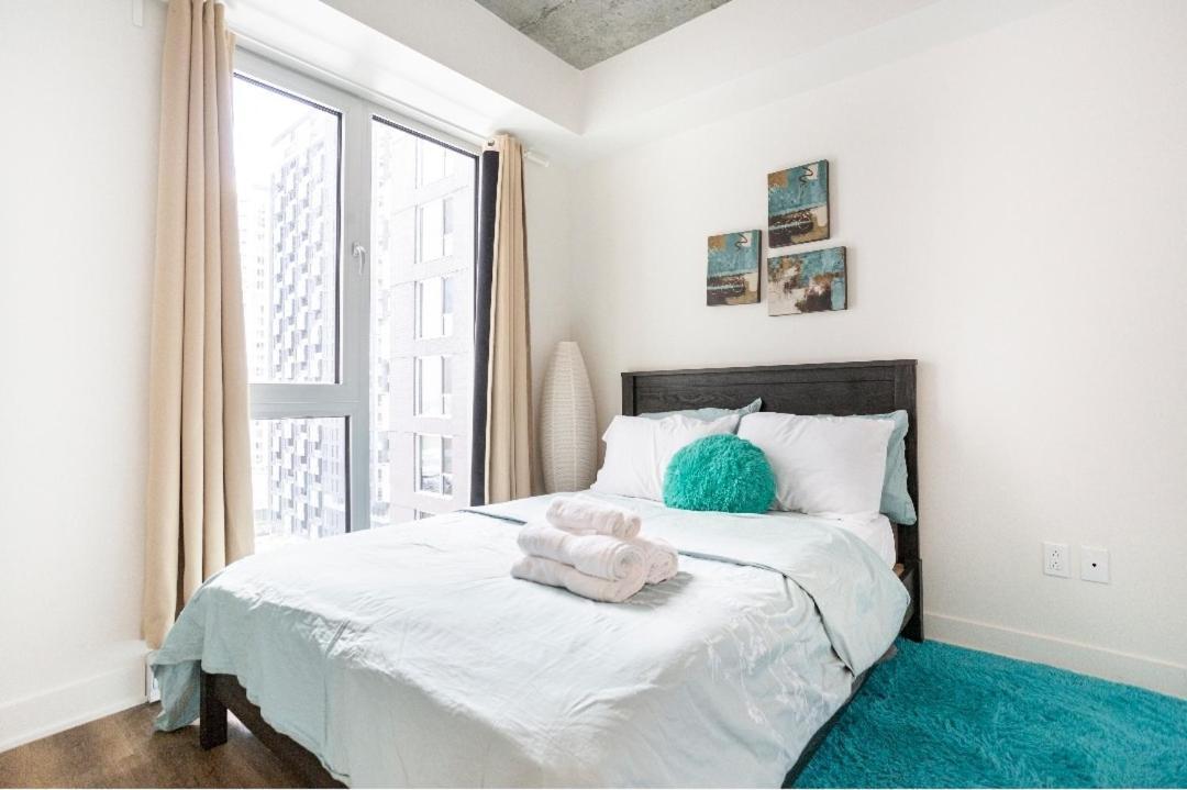 The Catherinoise, In Heart Of Downtown Apartment