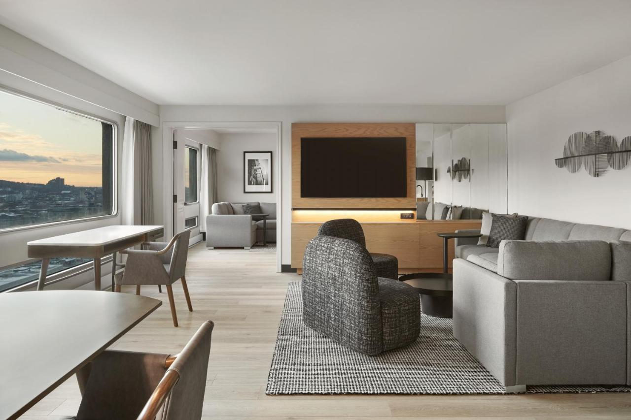Hyatt Place - Downtown Hotel 3*