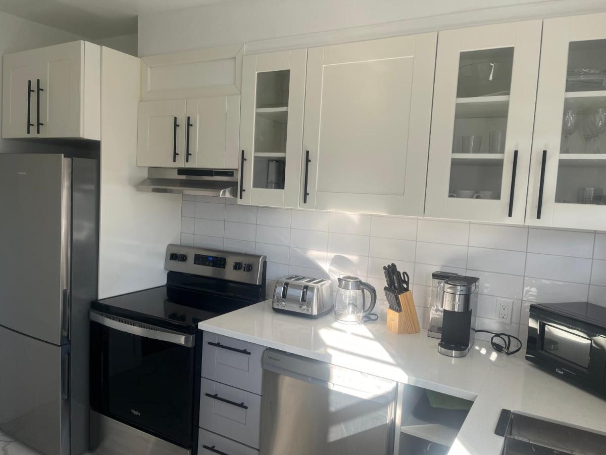 Fully Renovated With Free Parking Apartment