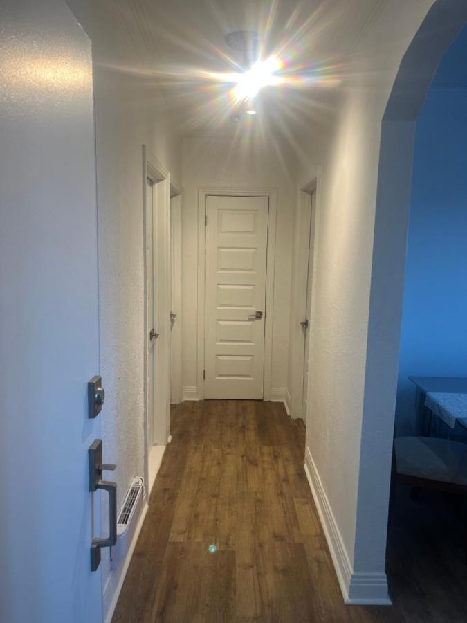 Fully Renovated With Free Parking Apartment *