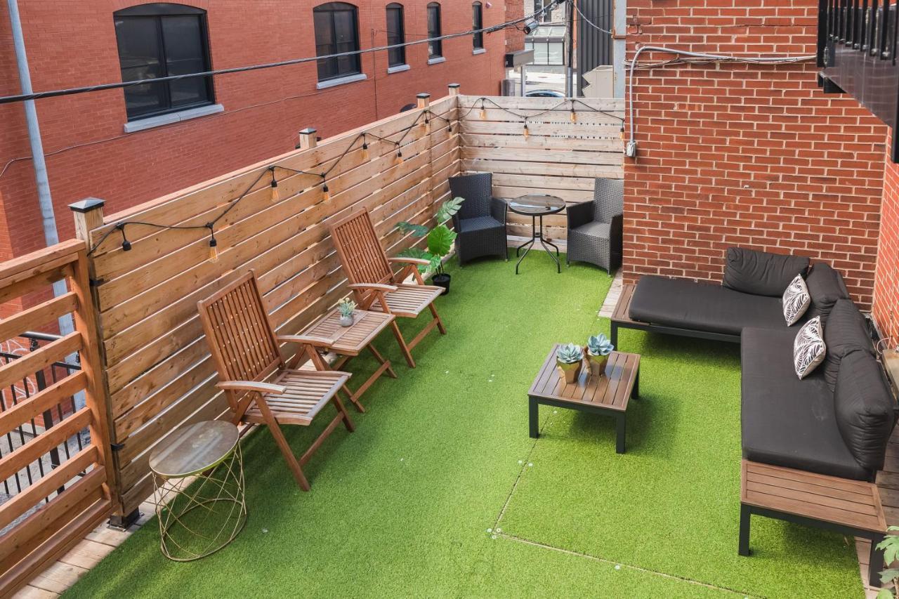 M11 Gorgeous Modern 2brsofabedheart Of Plateau Apartment Montreal