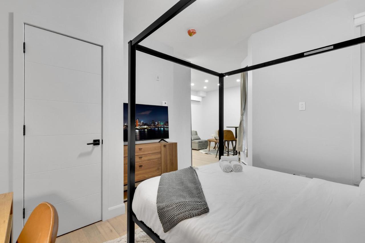 Deluxe Downtown Aparthotel Montreal