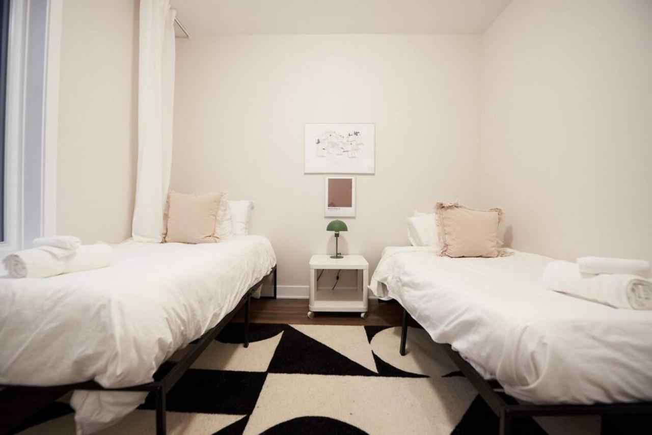 Design 3 Bedroom Flat With Private Terrace In Little Italy By Denstays