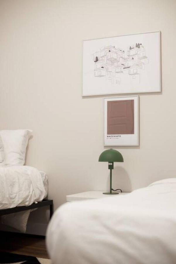 Design 3 Bedroom Flat With Private Terrace In Little Italy By Denstays Apartment *