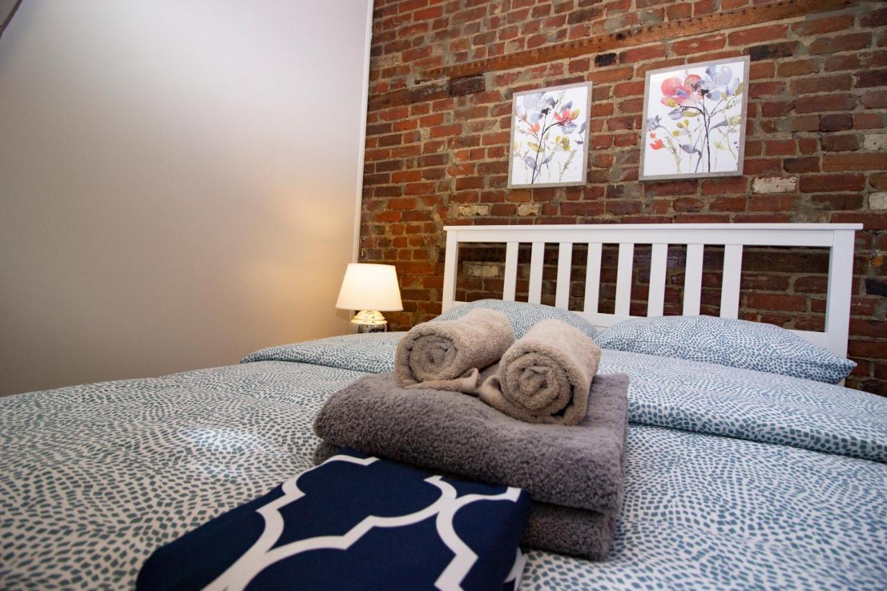 Bell Center/crescent Street Is Your Neighbor Holiday home *
