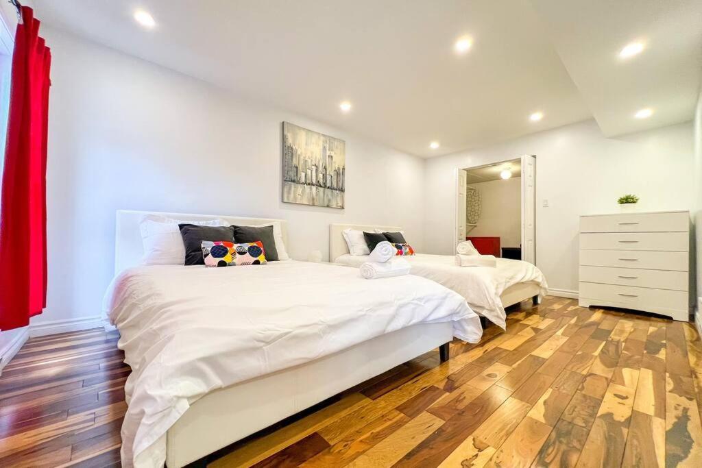Stylish Townhome Dt Mtl *