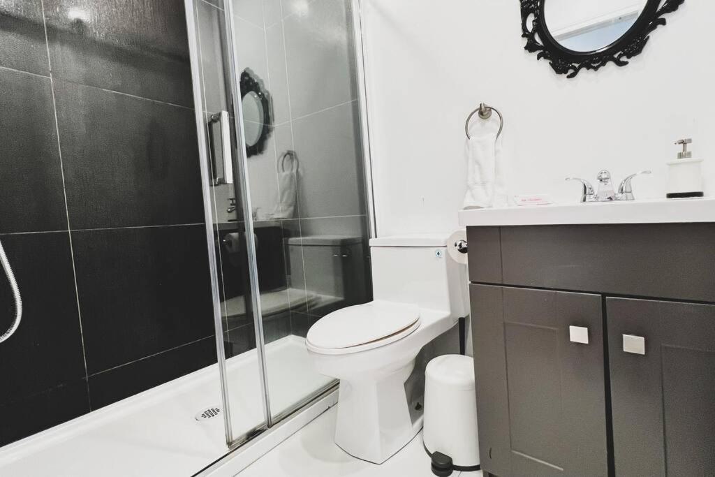 Stylish Townhome Dt Mtl Montreal