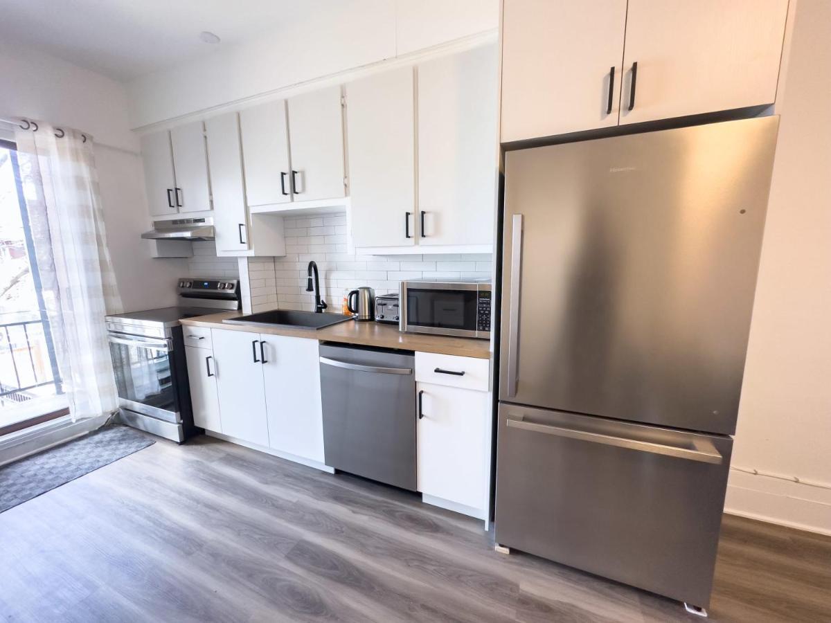 Apartment Superb 4bed In Little Italy 5min To Beaubien Metro Montreal