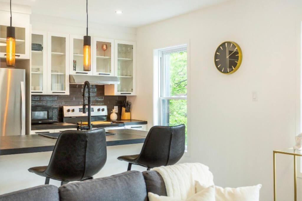 Superbe 2bdr Avec Terrasse Apartment *