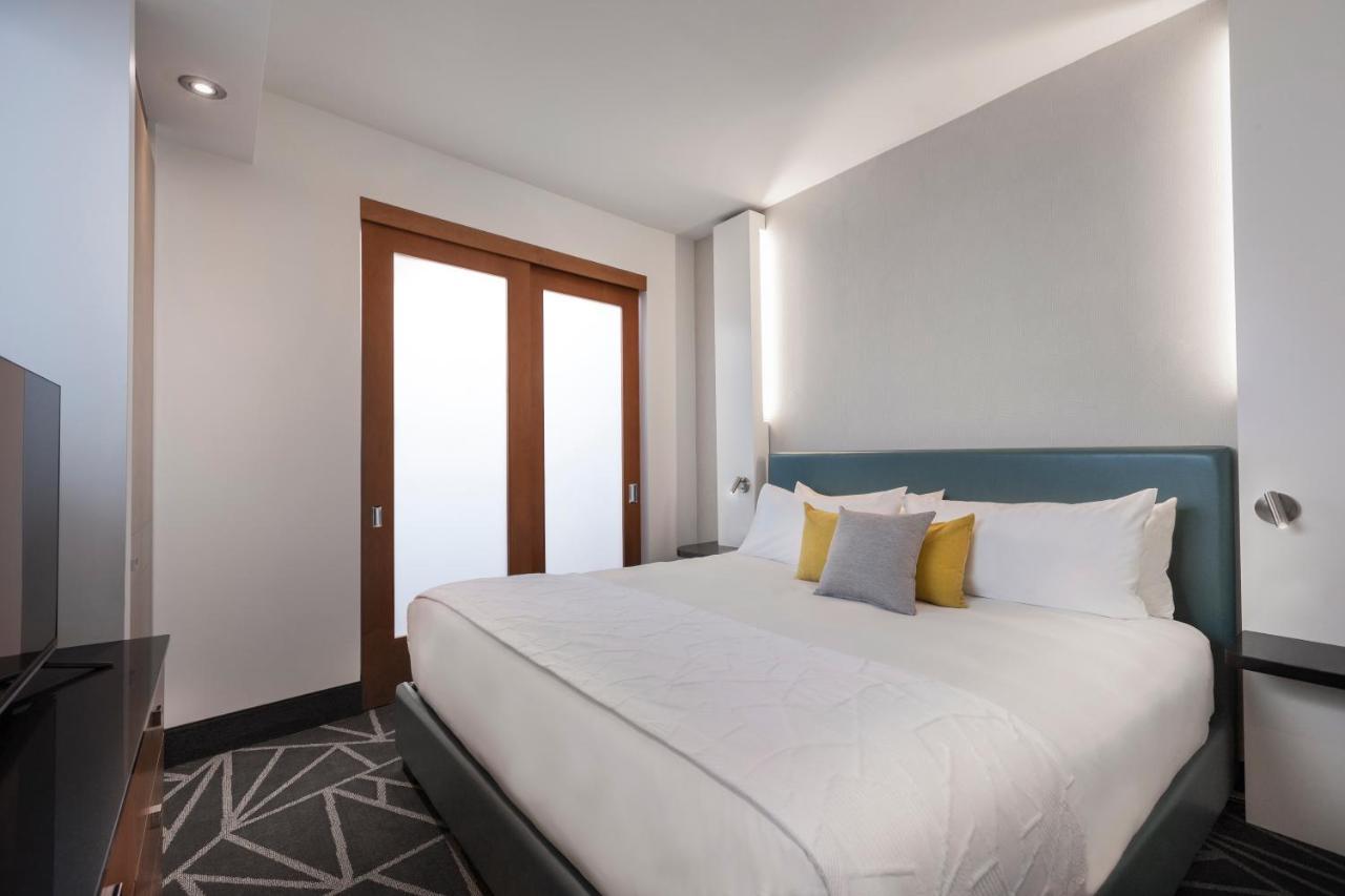 Warwick Le Crystal - Hotel 5*