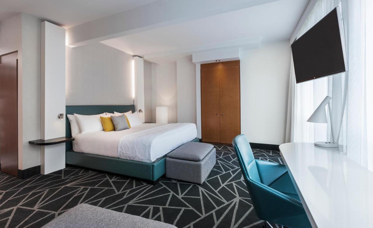 Hotel Warwick Le Crystal - Montreal