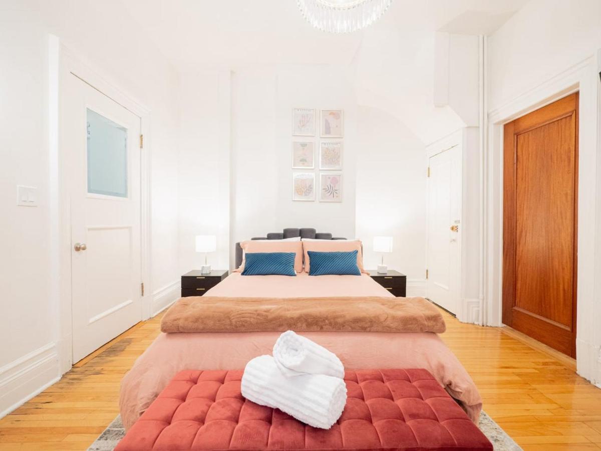Apartment Historical In - La Marie Antoinette Montreal