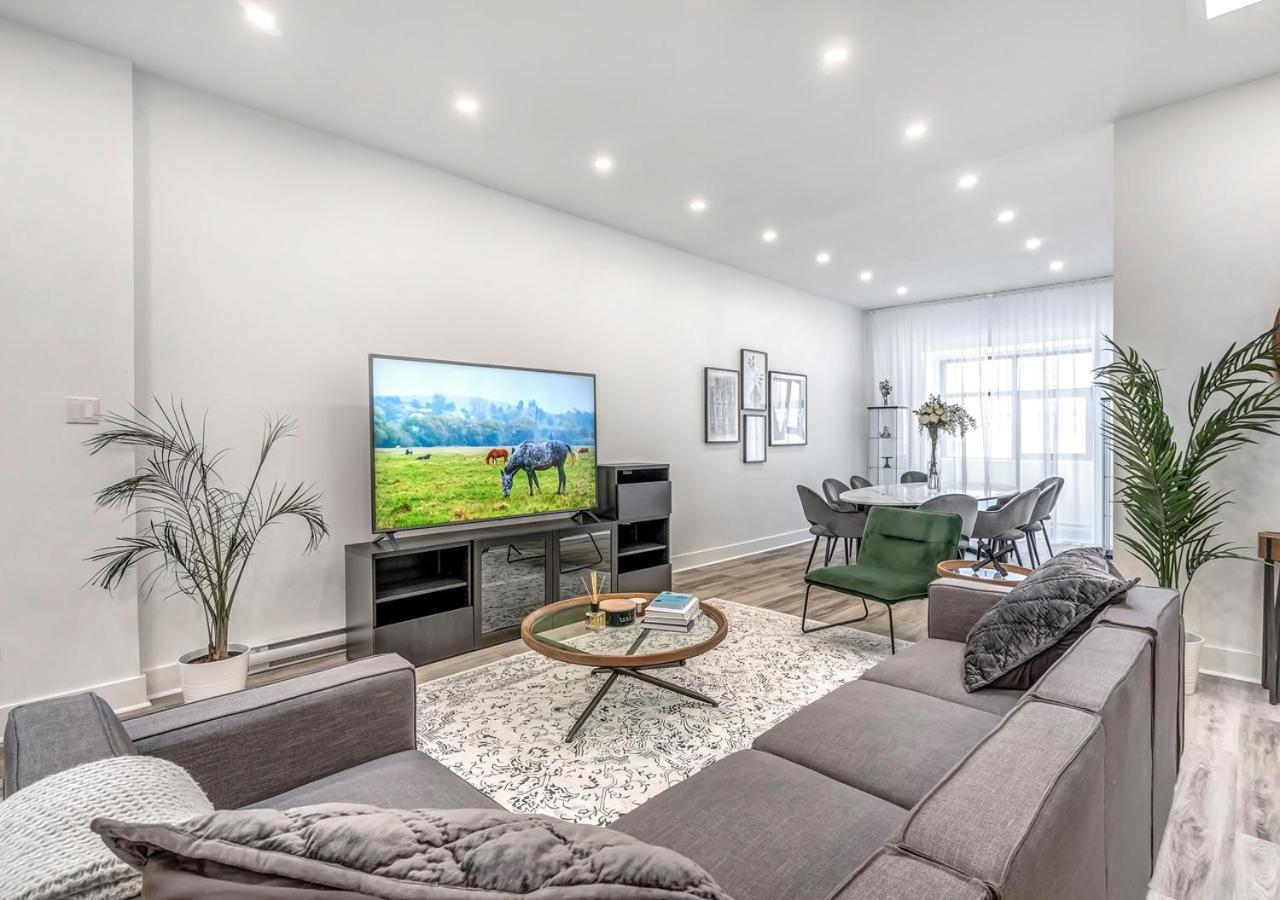 Spacious 5-bed Oasis In The Heart Of Downtown-5 Min To Bell Center, Free Parking * Montreal