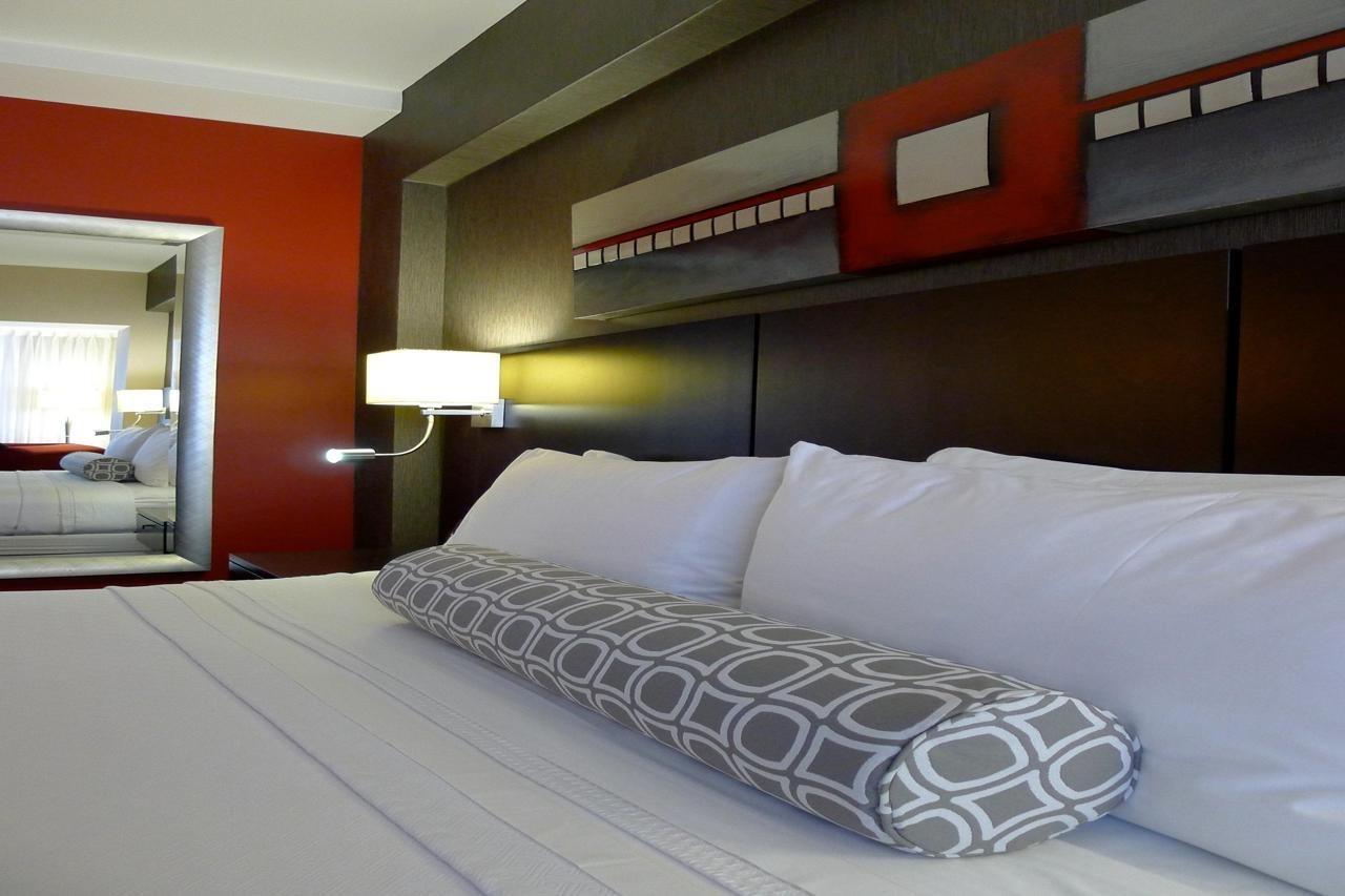 Armon Plaza Airpt, Trademark Collection By Wyndham