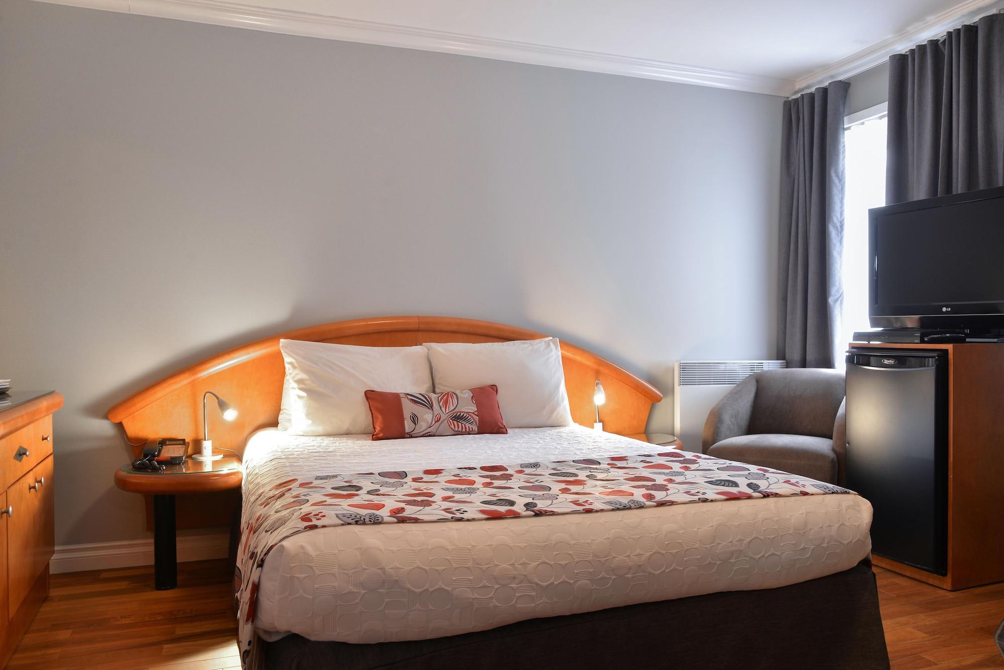 Le Pomerol Hotel