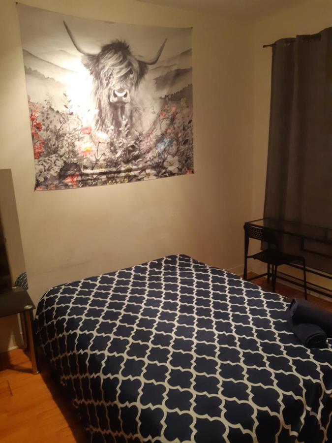 Homestay Check-in 1pm To 11pm Ii B Montreal