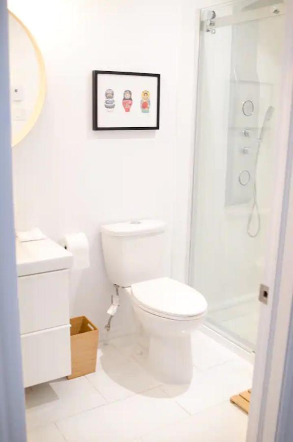 Apartment Marche Jean-talon Suites Montreal