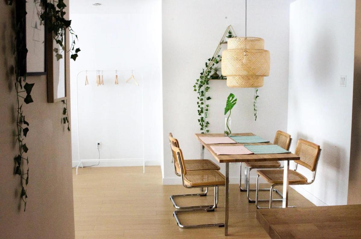 Marche Jean-talon Suites Apartment