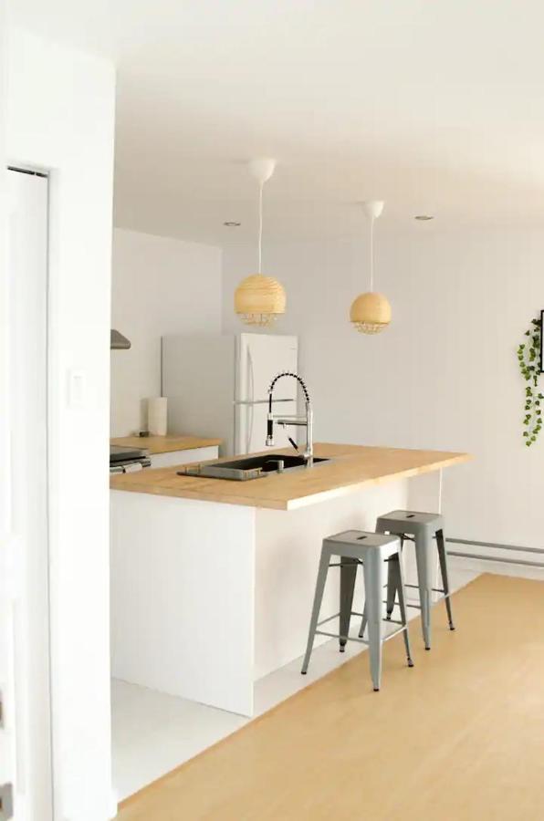 Marche Jean-talon Suites Montreal