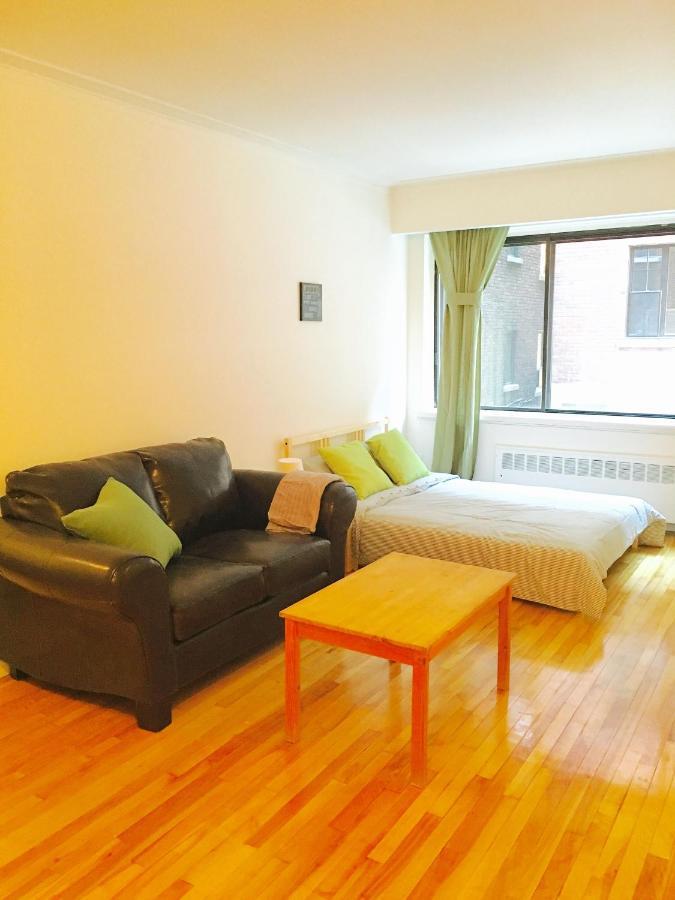 Apartment Stylish Apartment: Comfortable In The Golden Square Mile *