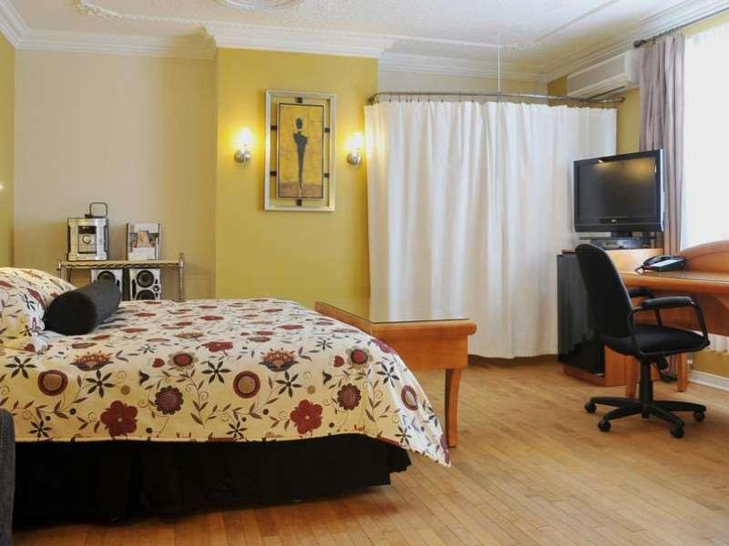 Le Pomerol Hotel 3*