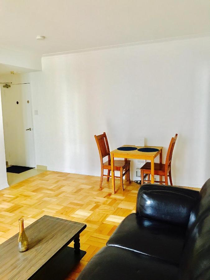 Apartment Stylish Apartment: Comfortable In The Golden Square Mile Montreal