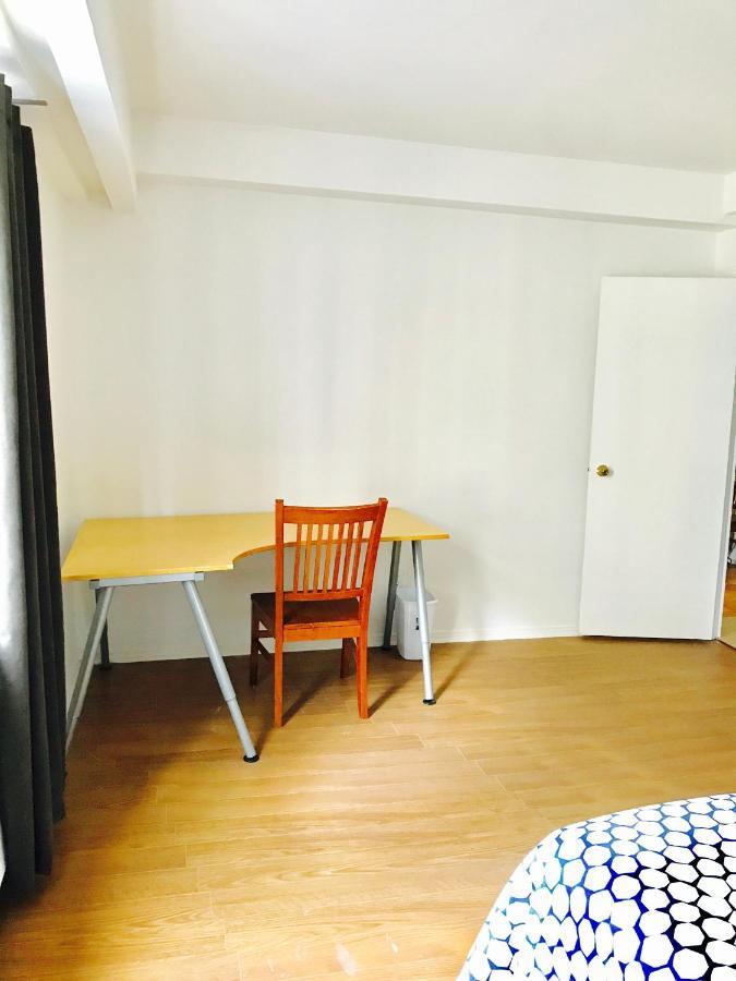 Stylish Apartment: Comfortable In The Golden Square Mile Montreal
