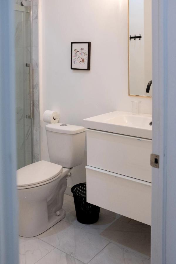Marche Jean-talon Suites * Montreal