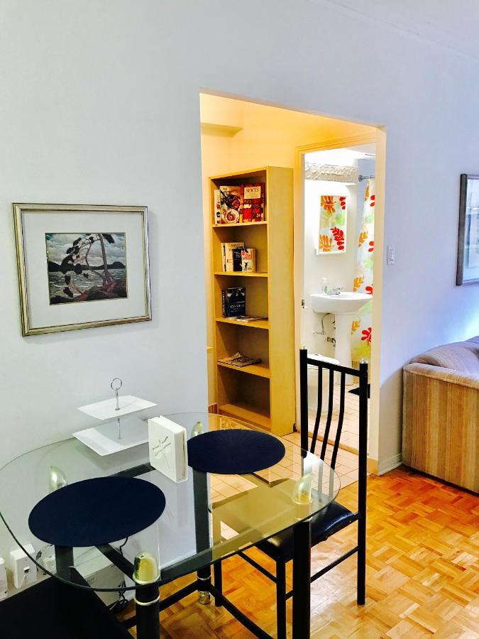 Apartment Stylish Apartment: Comfortable In The Golden Square Mile