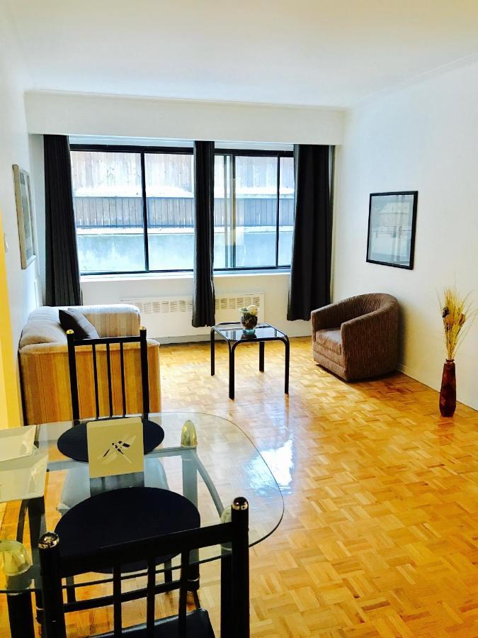 Stylish Apartment: Comfortable In The Golden Square Mile Apartment