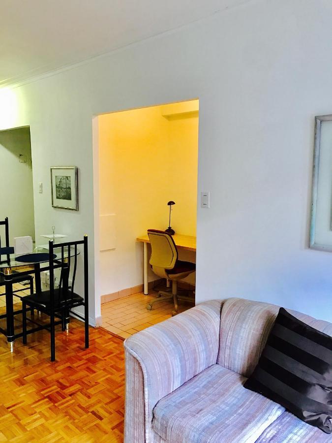 Apartment Stylish Apartment: Comfortable In The Golden Square Mile Montreal