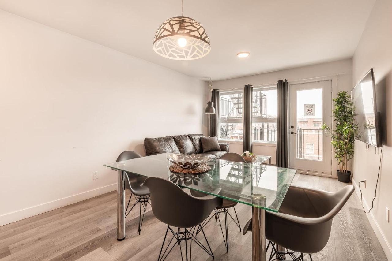 With 2 Bedrooms And Terrace - 1908 Montreal