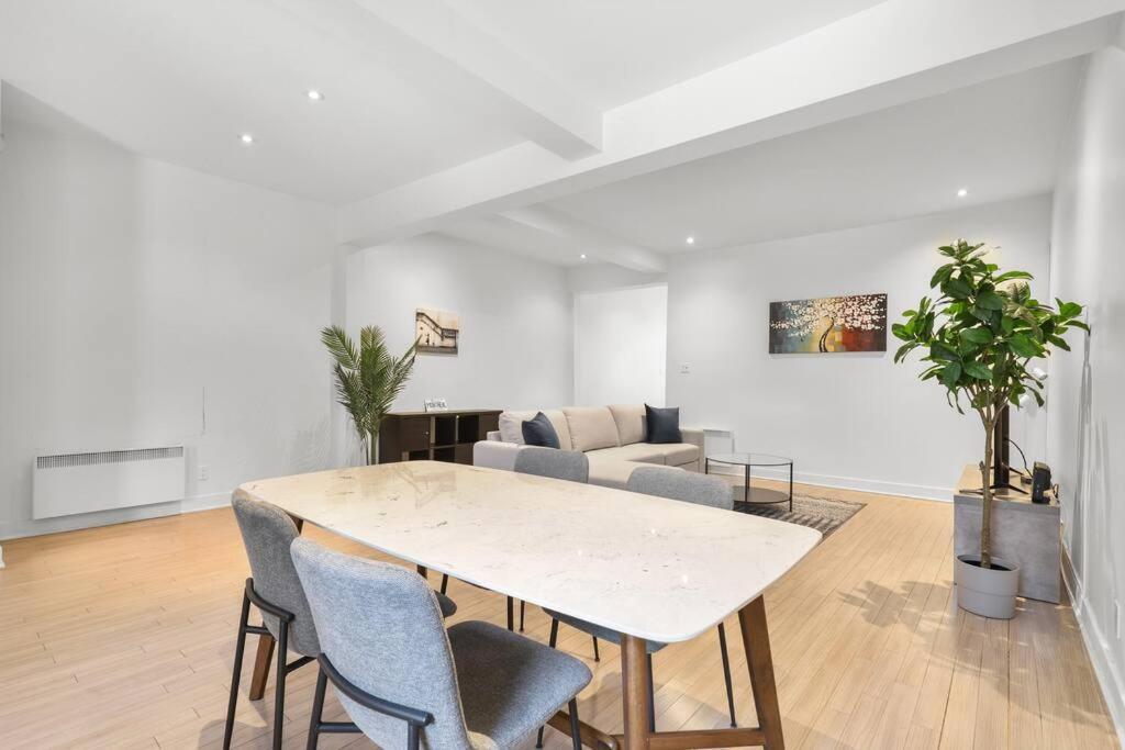 Stylish 1bedroom / 1bathroom In Plateau Mont-royal * Montreal